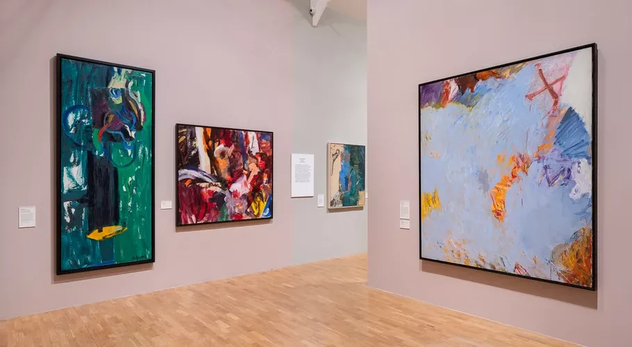 Whispers of Color: Abstract Masterpieces That Speak