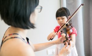 Bowing Brilliance: Free Violin Lessons for Beginners